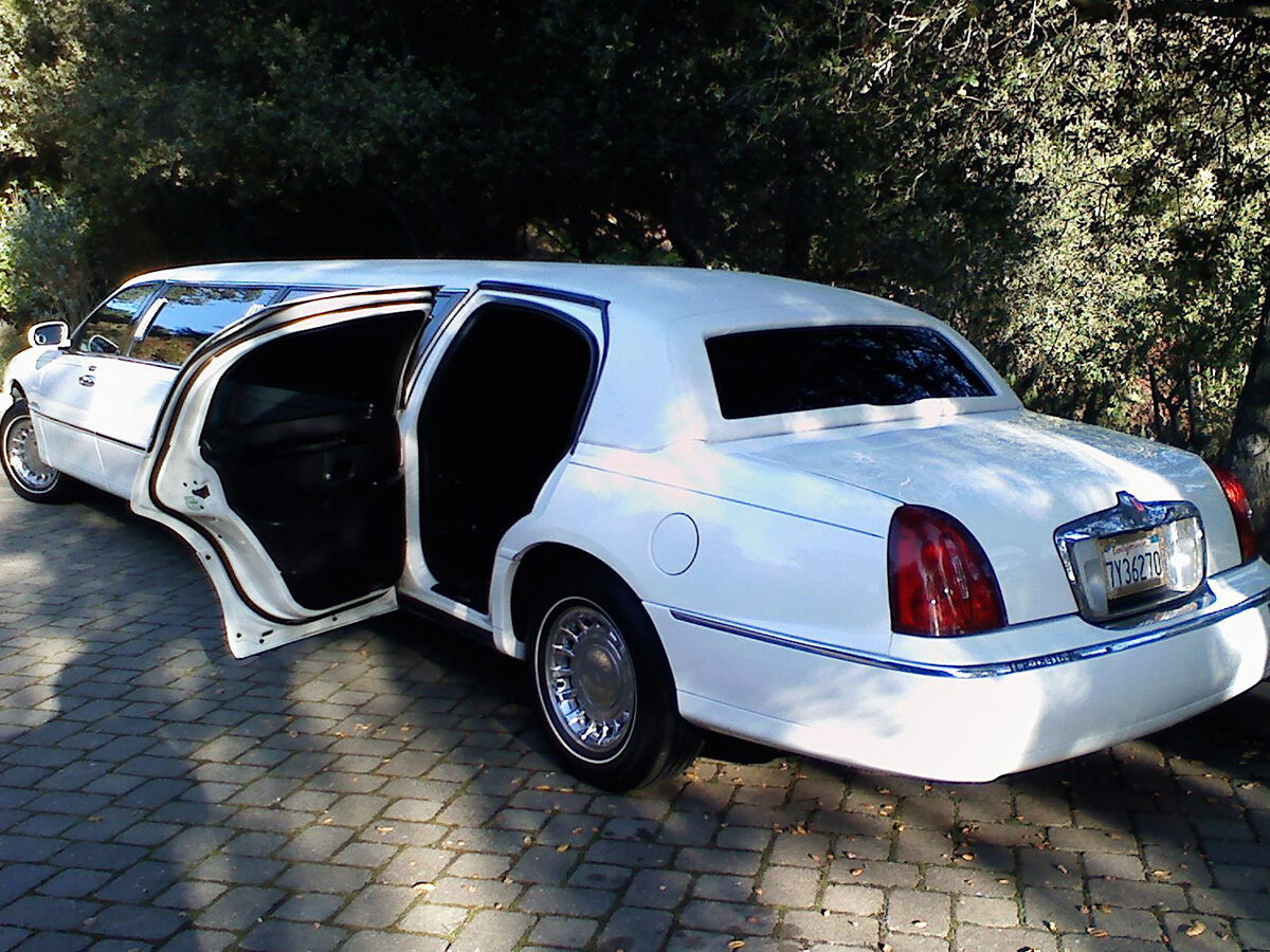 New York, Travel, Stress Free Airport Transfers With Airport Limousine In Denver