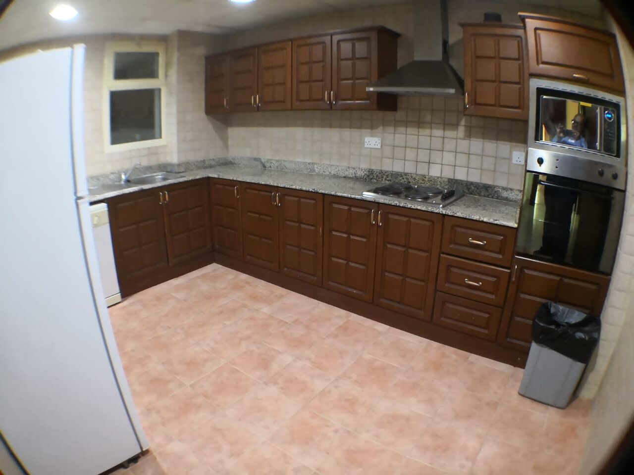Juffair, Apartments, Flats, Houses & Villas, BHD 110/week,  3 BR,  180 Sq. Meter,  JUFFAIR Spacious 3BR FLAT BD 110 PER WEEK.Daily BD 17/weekend BD 26-= 973 36630266