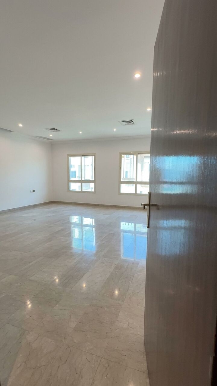 Kuwait City, Villas, KWD 1750,  Villa For Rent In Jabriya.