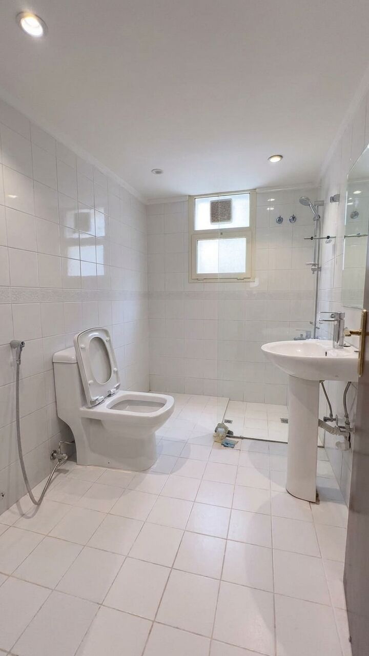 Kuwait City, Villas, KWD 1750,  Villa For Rent In Jabriya.
