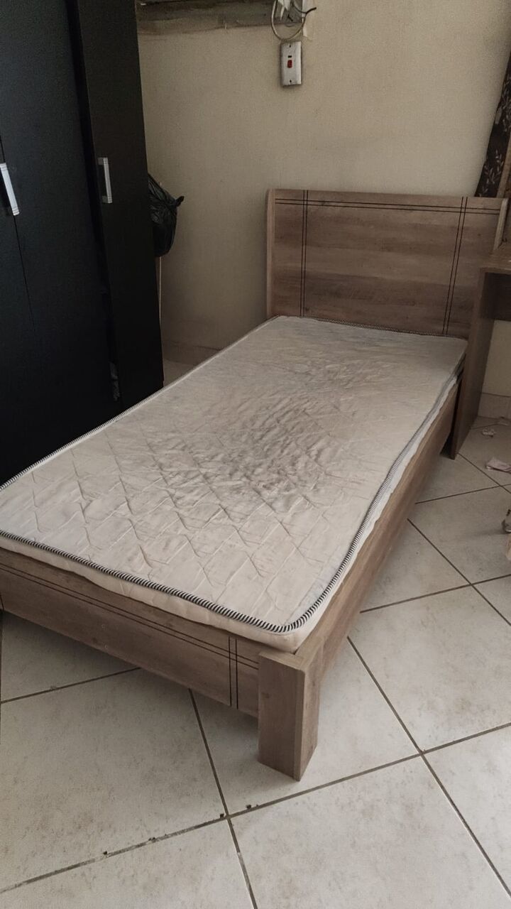 Al Malaz, Furniture, SAR 100,  Single Wooden Bed Frame With Headboard
