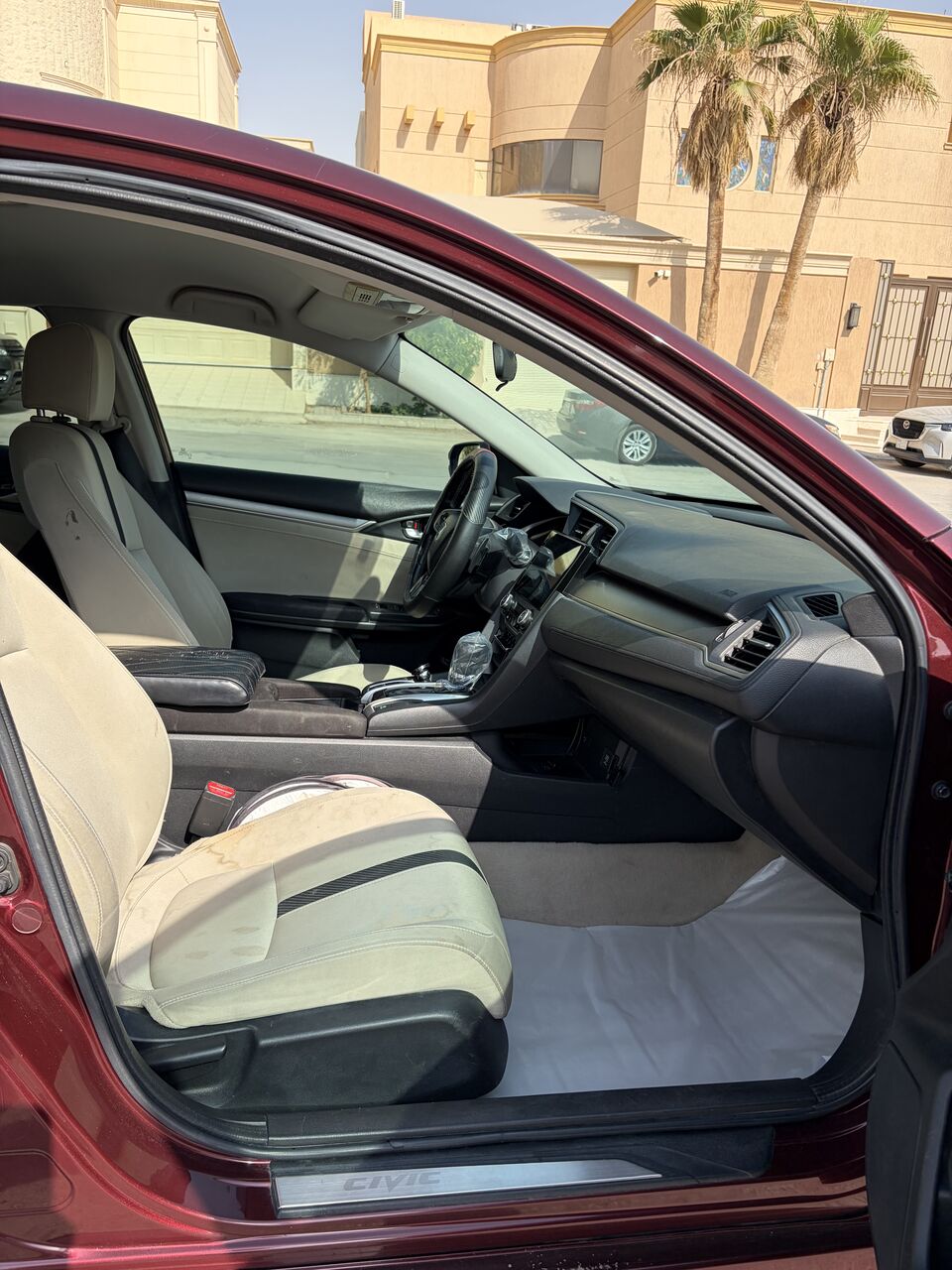 Riyadh, Vehicles, Cars & Trucks , SAR 40000,  Honda Civic LX,  2018,  Automatic,  225 KM,   Honda Civic &ndash; Mid Option | Very Clean Condition
