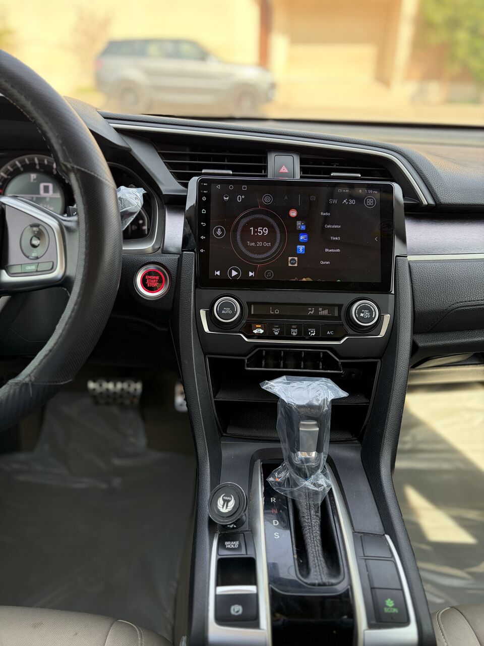 Riyadh, Vehicles, Cars & Trucks , SAR 40000,  Honda Civic LX,  2018,  Automatic,  225 KM,   Honda Civic &ndash; Mid Option | Very Clean Condition