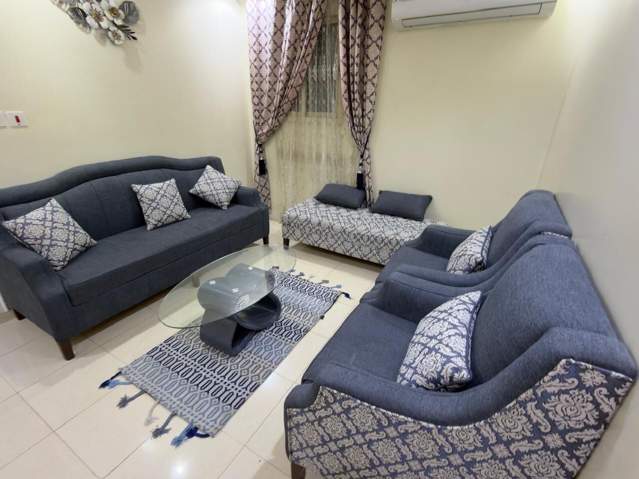 Riyadh, Furniture, SAR 1300,  Sofa, Centre Table, Curtains, Carpet.