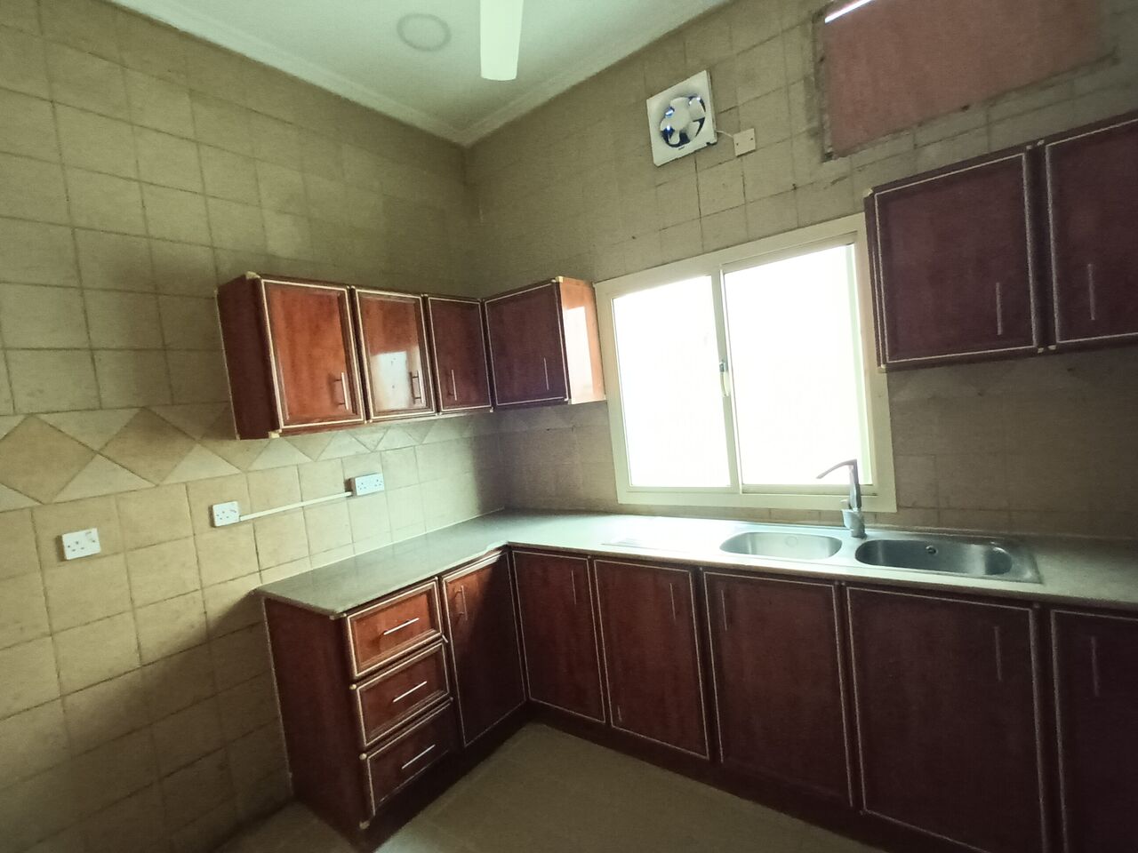Jid Ali, Apartments, Flats, Houses & Villas, BHD 150/month,  2 BR,  2 Bedroom Flat For Rent In Jid Ali