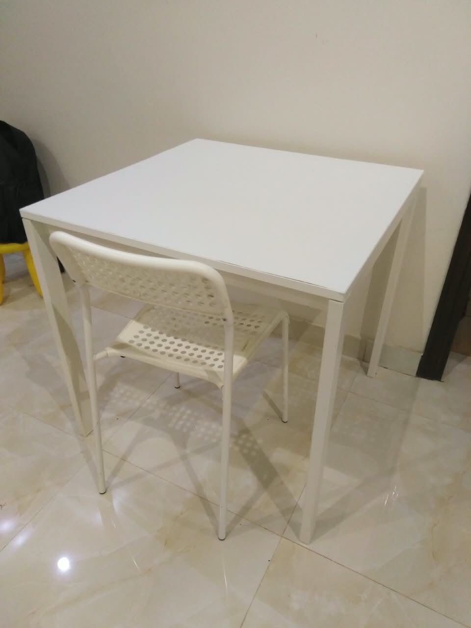 Jeddah, Furniture, SAR 175,  IKEA Table & Chair (White)