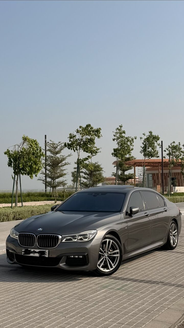 Riyadh, Vehicles, Cars & Trucks , SAR 96000,  Bmw 740,  2016,  Automatic,  153 KM,  For Sale: Li  &ndash; Full Option, Highest Trim | M Sport Package