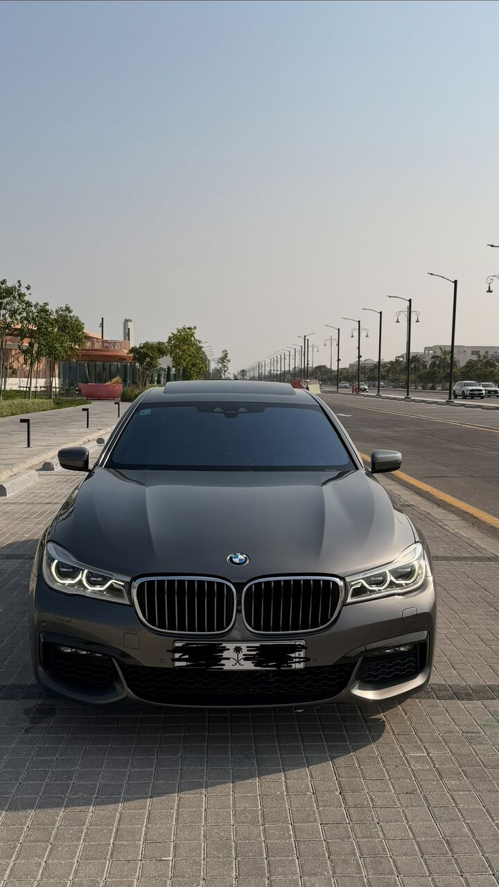 Riyadh, Vehicles, Cars & Trucks , SAR 96000,  Bmw 740,  2016,  Automatic,  153 KM,  For Sale: Li  &ndash; Full Option, Highest Trim | M Sport Package