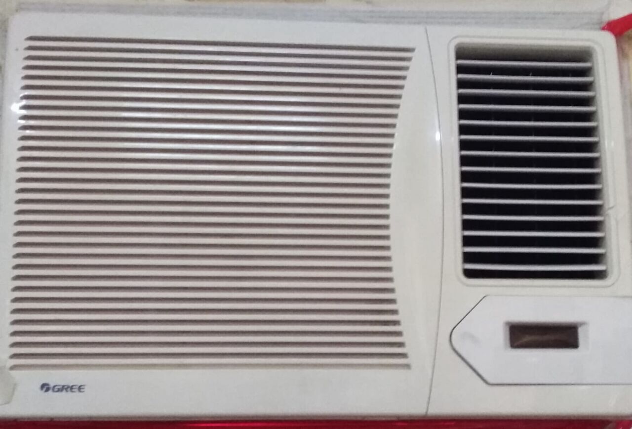 Seeb, Air Conditioners, OMR 110,  1.9 TON AMERICAN BIG COMPRESSOR WINDOW AIR CONDITIONER RARELY USED LIKE NEW