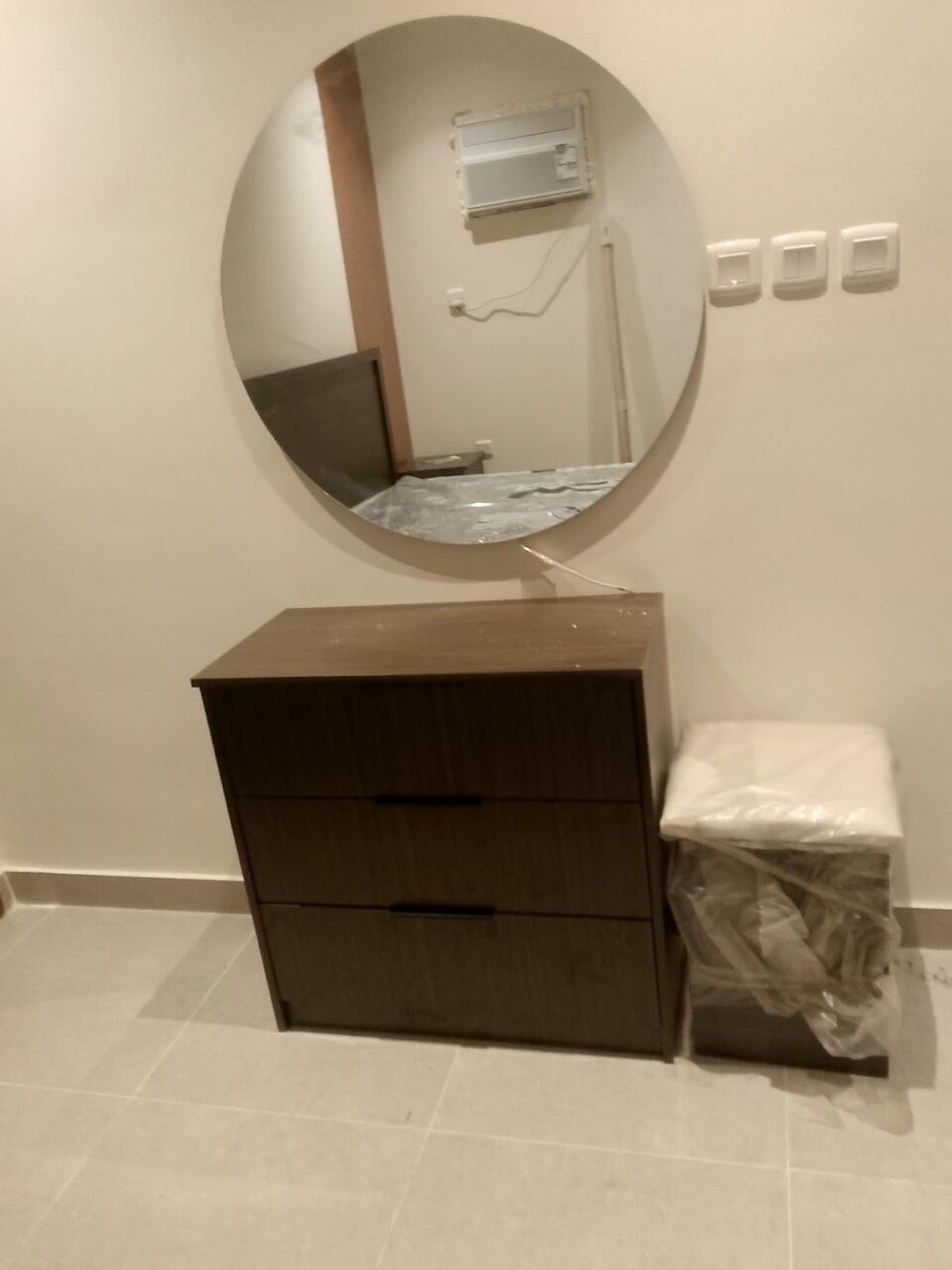 Jeddah, Furniture, SAR 5,  New Bedroom Furniture Set Available In Low Price