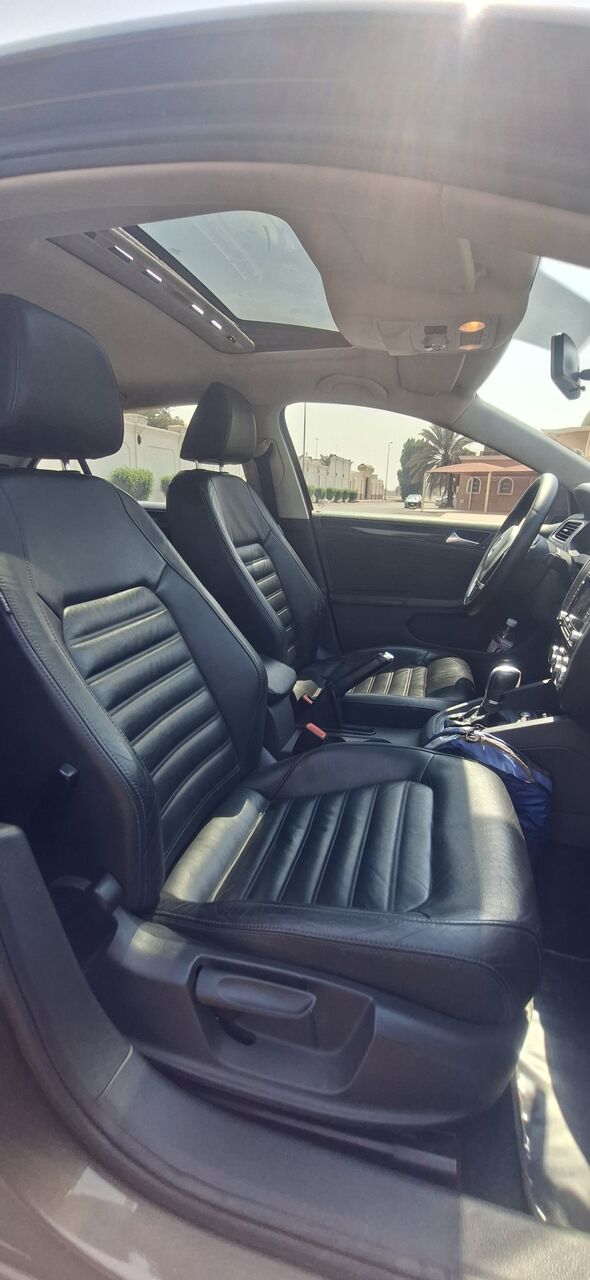 Al Rehab, Vehicles, Cars & Trucks , SAR 30000,  Volkswagen Jetta Full Option,  2014,  Automatic,  153718 KM,  Volkswagen Jetta For Sale In Excellent Condition Full Option Low Mileage First Owner.