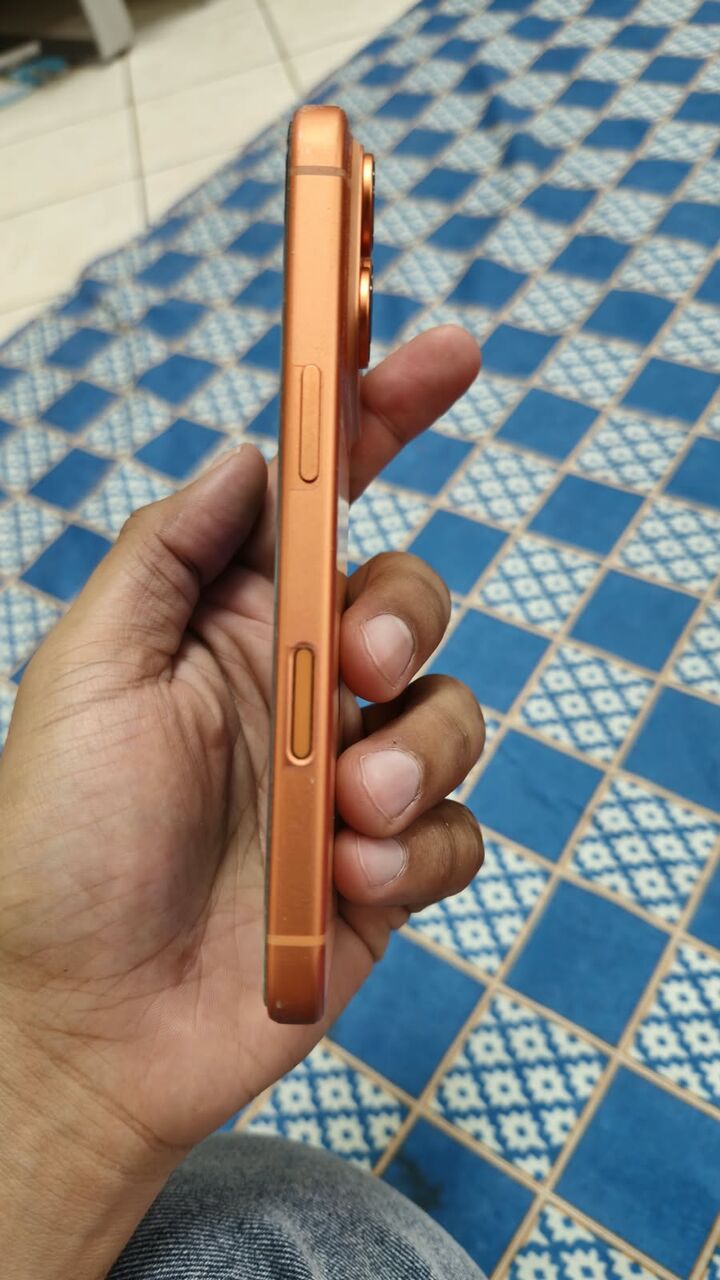 Al Safa, Mobile Phones, SAR 4200,  IPhone 17 Pro 512 GB