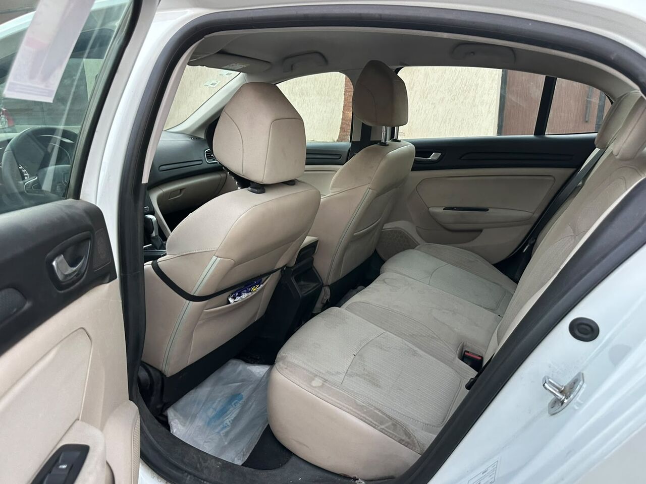 Riyadh, Vehicles, Cars & Trucks , SAR 28000,  Renault Megane,  2021,  Automatic,  134000 KM,    1st Owner N Accident Free Car For Sales