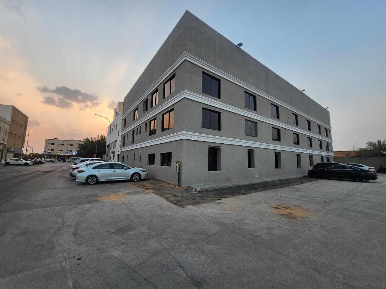 Al Malaz, Apartments, Flats, Houses & Villas, SAR 37000/year,  2 BR,  Modern & Clean Ground-Floor 2BHK Flat For Rent In Al Malaz (Near Al Alia Indian School)