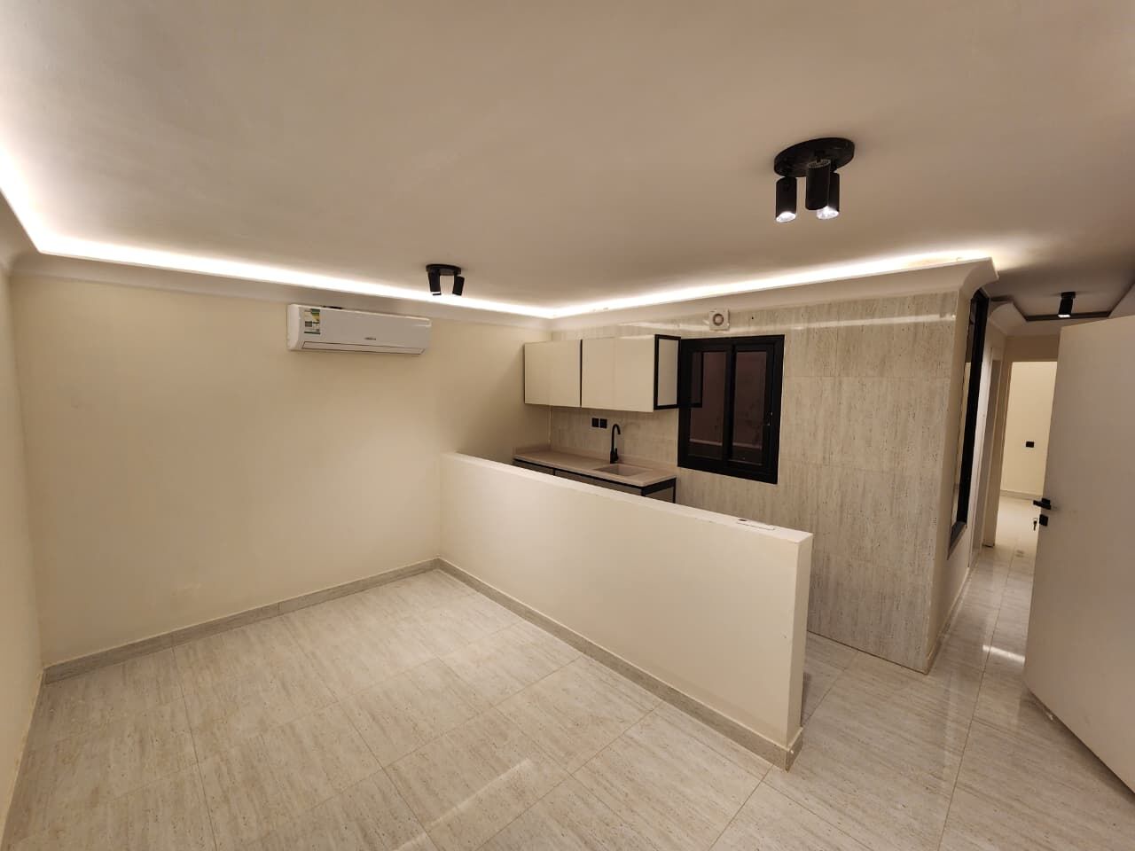 Al Malaz, Apartments, Flats, Houses & Villas, SAR 37000/year,  2 BR,  Modern & Clean Ground-Floor 2BHK Flat For Rent In Al Malaz (Near Al Alia Indian School)
