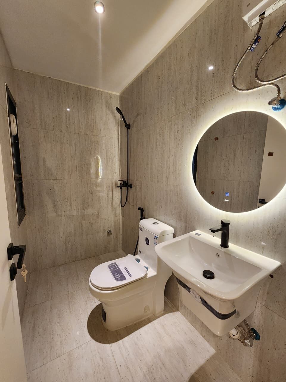 Al Malaz, Apartments, Flats, Houses & Villas, SAR 37000/year,  2 BR,  Modern & Clean Ground-Floor 2BHK Flat For Rent In Al Malaz (Near Al Alia Indian School)