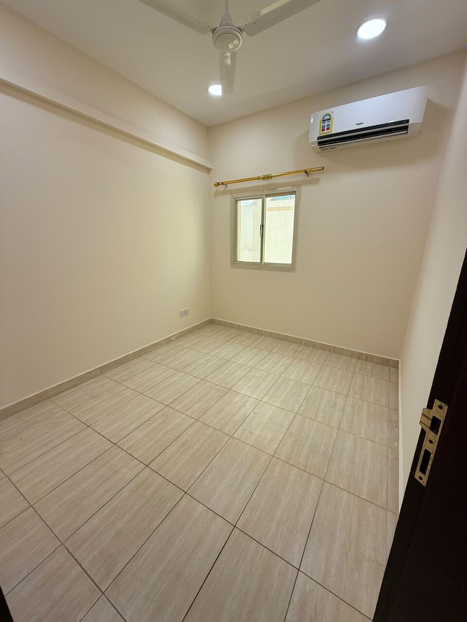 Gudaibiya, Apartments, Flats, Houses & Villas, BHD 170,  1 BR,  Semi Furnished 1 Bedroom Flat For Rent With Ewa