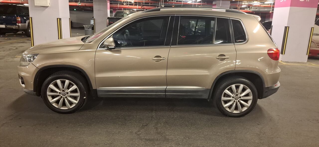 Jeddah, Vehicles, Cars & Trucks , SAR 27500,  Volkswagen Tiguan,  2012,  Automatic,  193000 KM,  Very Neat And Clean