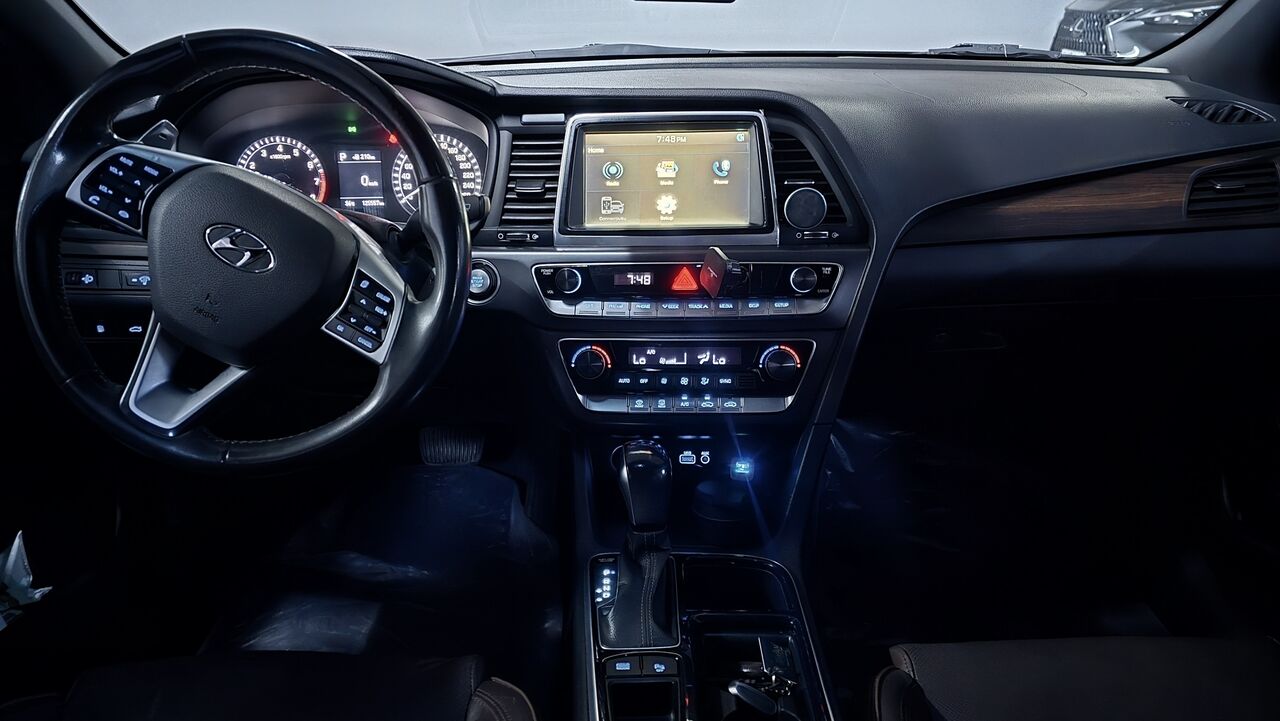 Riyadh, Vehicles, Cars & Trucks , SAR 55000,  Hyundai Sonata,  2018,  Automatic,  125000 KM,    - Top Trim