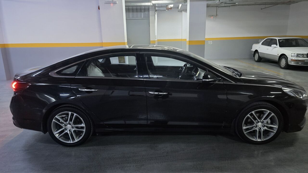 Riyadh, Vehicles, Cars & Trucks , SAR 55000,  Hyundai Sonata,  2018,  Automatic,  125000 KM,    - Top Trim