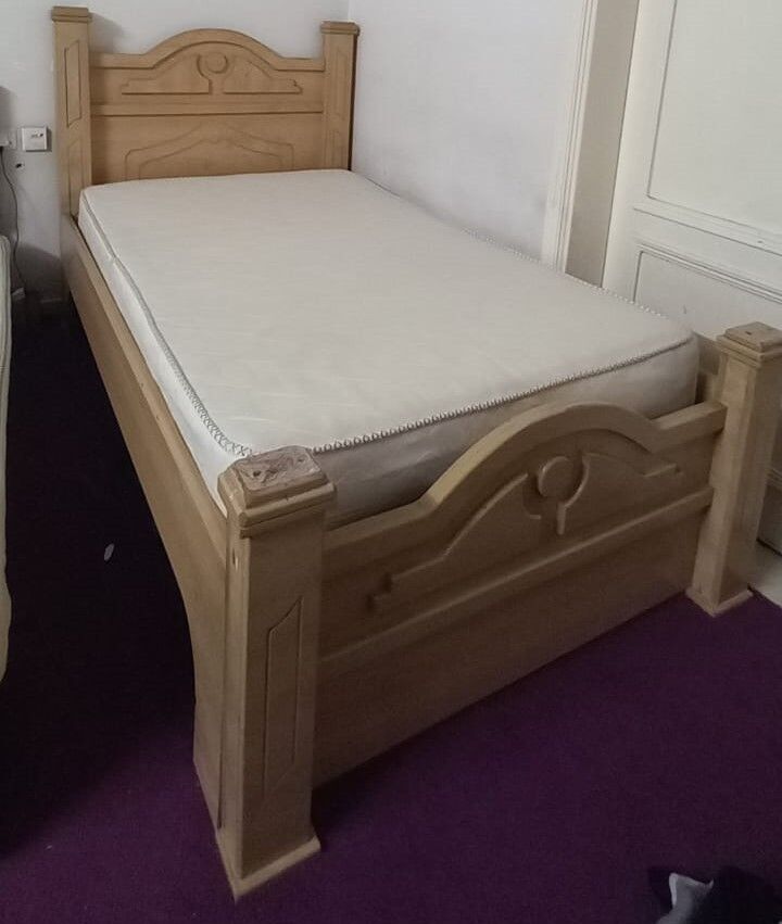 Al Iskan, Household Items, SAR 1,  Singel Bed For Sale With Mattress
