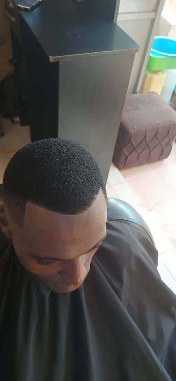 Al Hair, Job Seekers, Saloon Berber