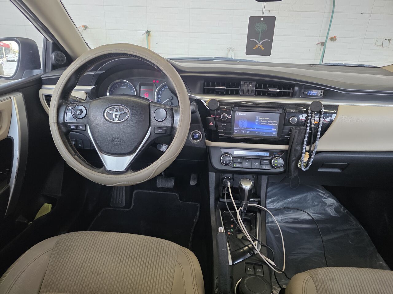 Riyadh, Vehicles, Cars & Trucks , SAR 33000,  Toyota Corolla SE,  2014,  Automatic,  280000 KM,  .