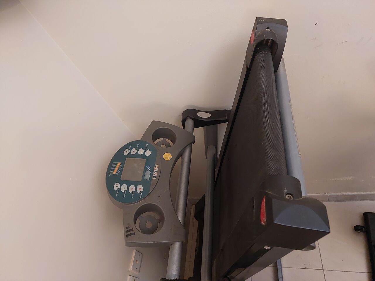 Jeddah, Household Items, SAR 500,  Cardio Cycle With Free  Treadmill