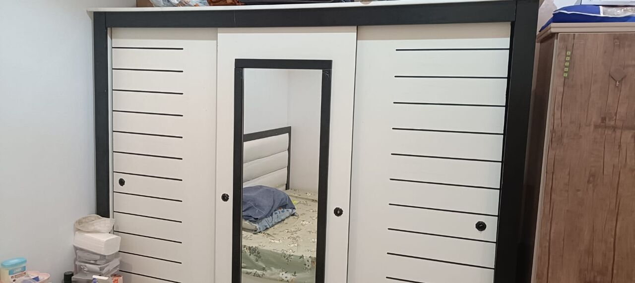 Riyadh, Furniture, SAR 750,  Bed Set Complete- Urgent Sale -Very Good Condition -750 SAR