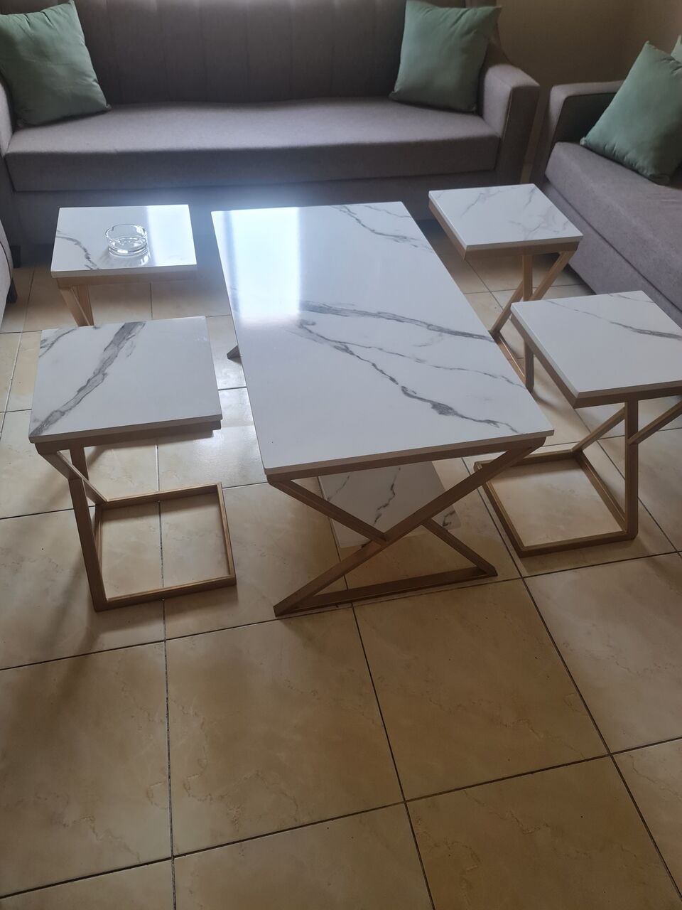 Jeddah, Furniture, SAR 900,  Seats Set Neat And Almost New, And Coffe Table And Curtain