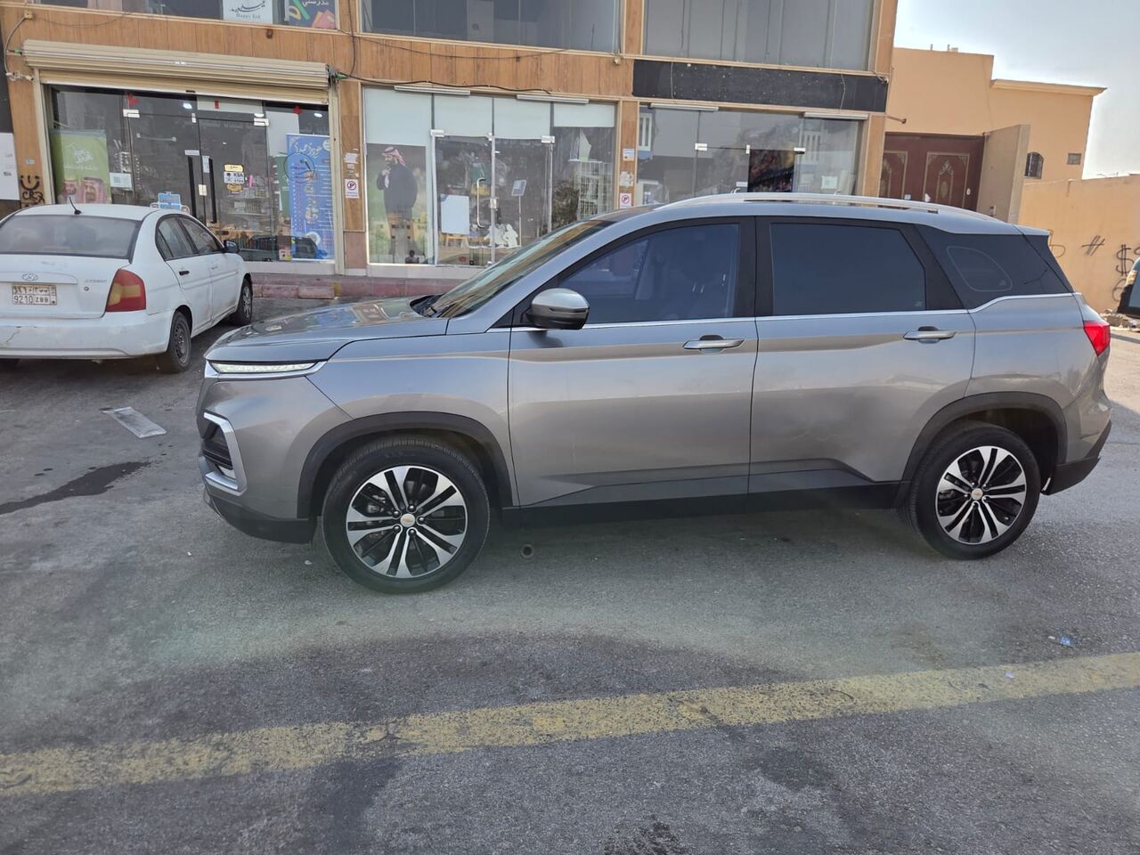 Riyadh, Vehicles, Cars & Trucks , SAR 60000,  Chevrolet Captiva,  2022,  Automatic,  99000 KM,  Going Final Exist, So Its Chance Car. First Come First Out.