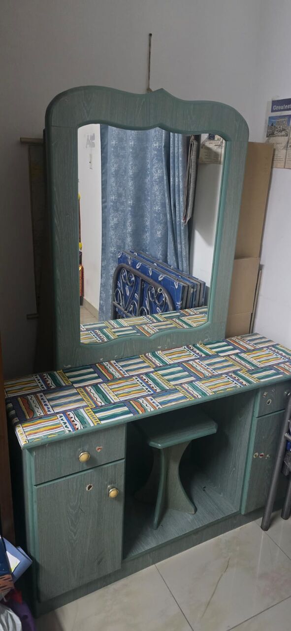 Khobar, Furniture, SAR 200,  6 Door Cupboard And Dressing Table