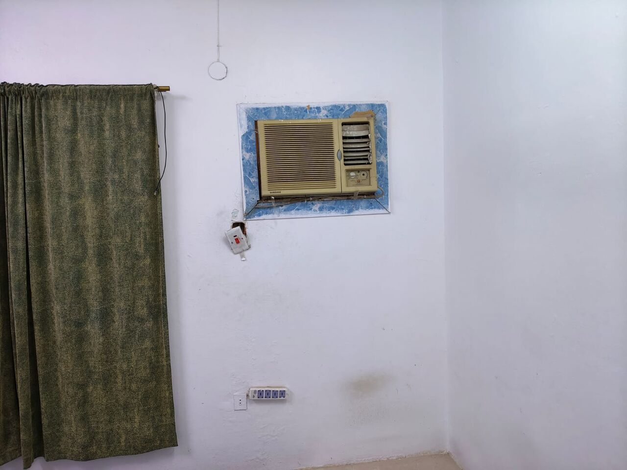 Al Aziziyah, Rooms for Rent, SAR 1200/month,  46 Sq. Meter,  Room Available  Complete/sharing (not More Than 2 Person/room), In A Shared Apartment