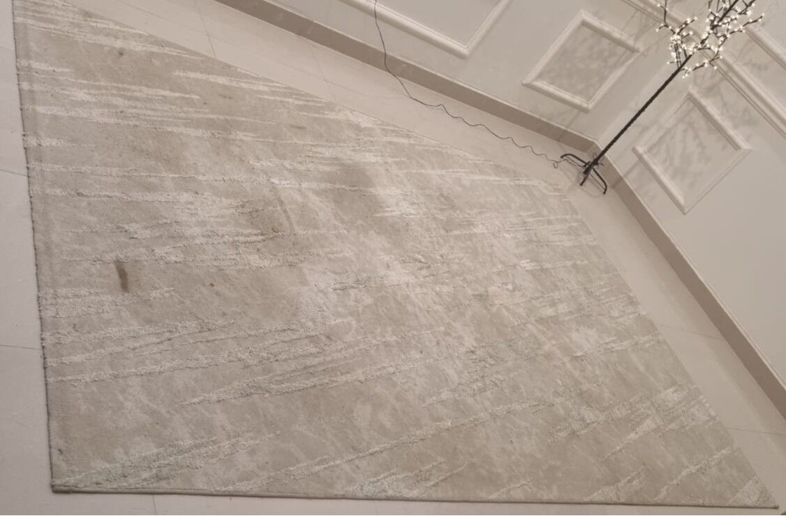 Riyadh, Household Items, Sofa, TV Console, Centre Table Set, Rugs, Painting - Fairly Used