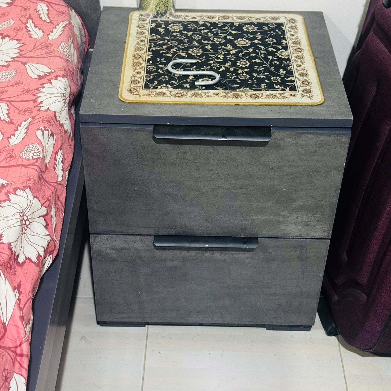 Dammam, Furniture, SAR 2000,  Queen Bed Set With Large Cupboard / Wardrobe (Used - Good Condition)