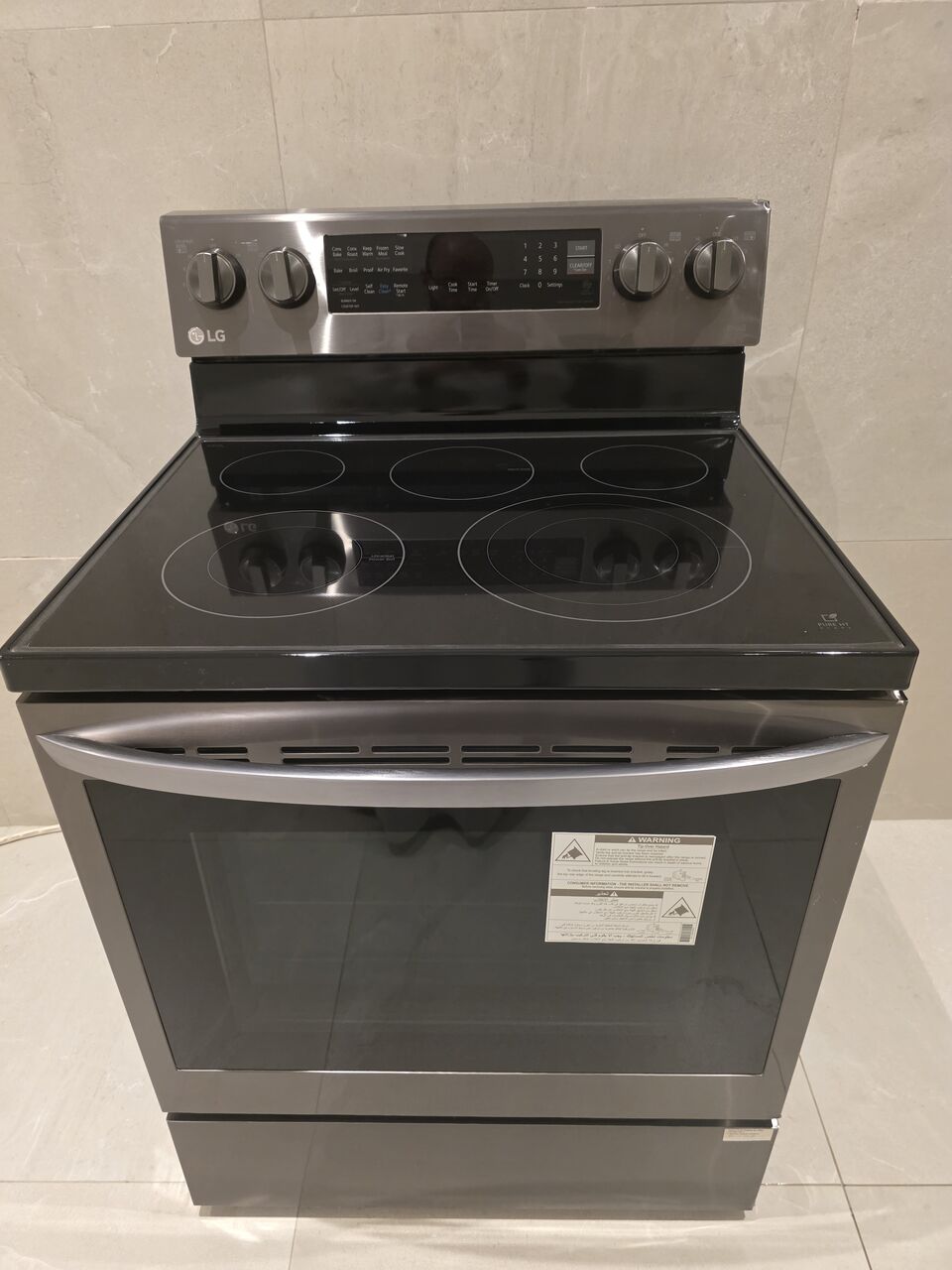 Jeddah, Appliances, SAR 2000,  LG Electrical Oven With 5 Hobs. InstaView 178 Liter