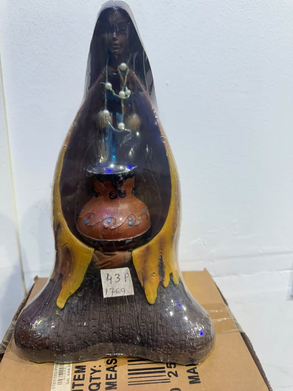 Jeddah, Free Items, SAR 45,  Ceramic Poly Decoration