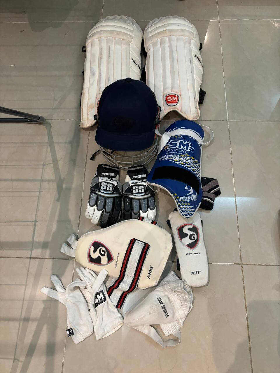 Mughrizat, Sporting Goods, SAR 150,  Cricket Kit Junior 8-12