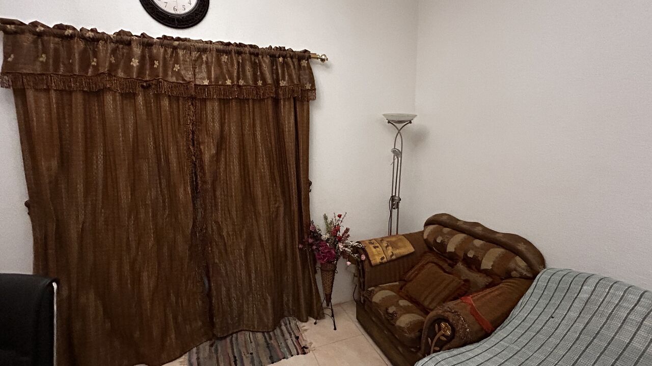 Jeddah, Furniture, SAR 550,  Turkish Sofa Set 2x4 And 2 Single Separate