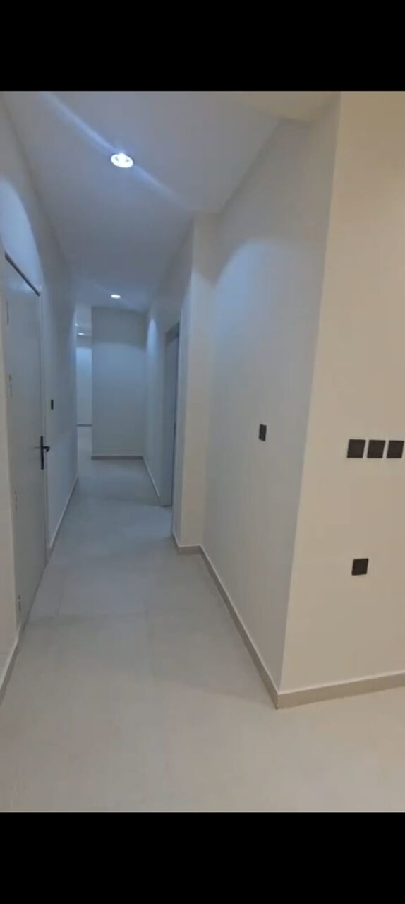 Al Rawdah, Apartments, Flats, Houses & Villas, SAR 50000/year,  5 BR,  Brnd New Family Apartment First Floor With Large 5 Rooms With 2 Bath Well Located