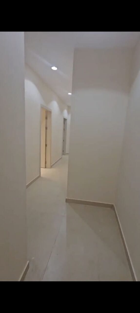 Al Rawdah, Apartments, Flats, Houses & Villas, SAR 50000/year,  5 BR,  Brnd New Family Apartment First Floor With Large 5 Rooms With 2 Bath Well Located