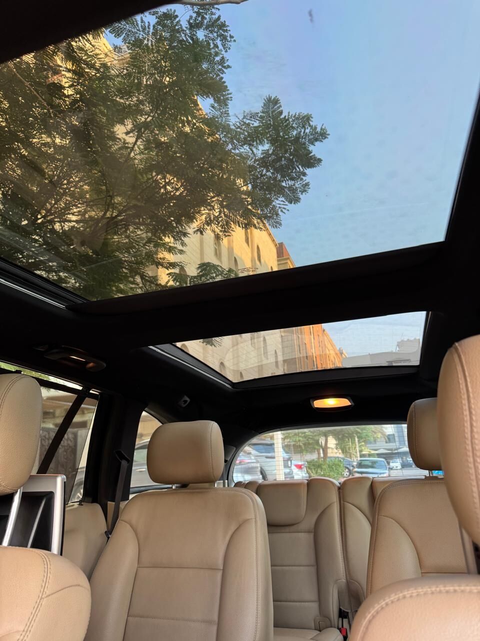 Jeddah, Vehicles, Cars & Trucks , SAR 26000,  Mercedes-Benz R,  2011,  Automatic,  289000 KM,  Mercedes R35 Full Option