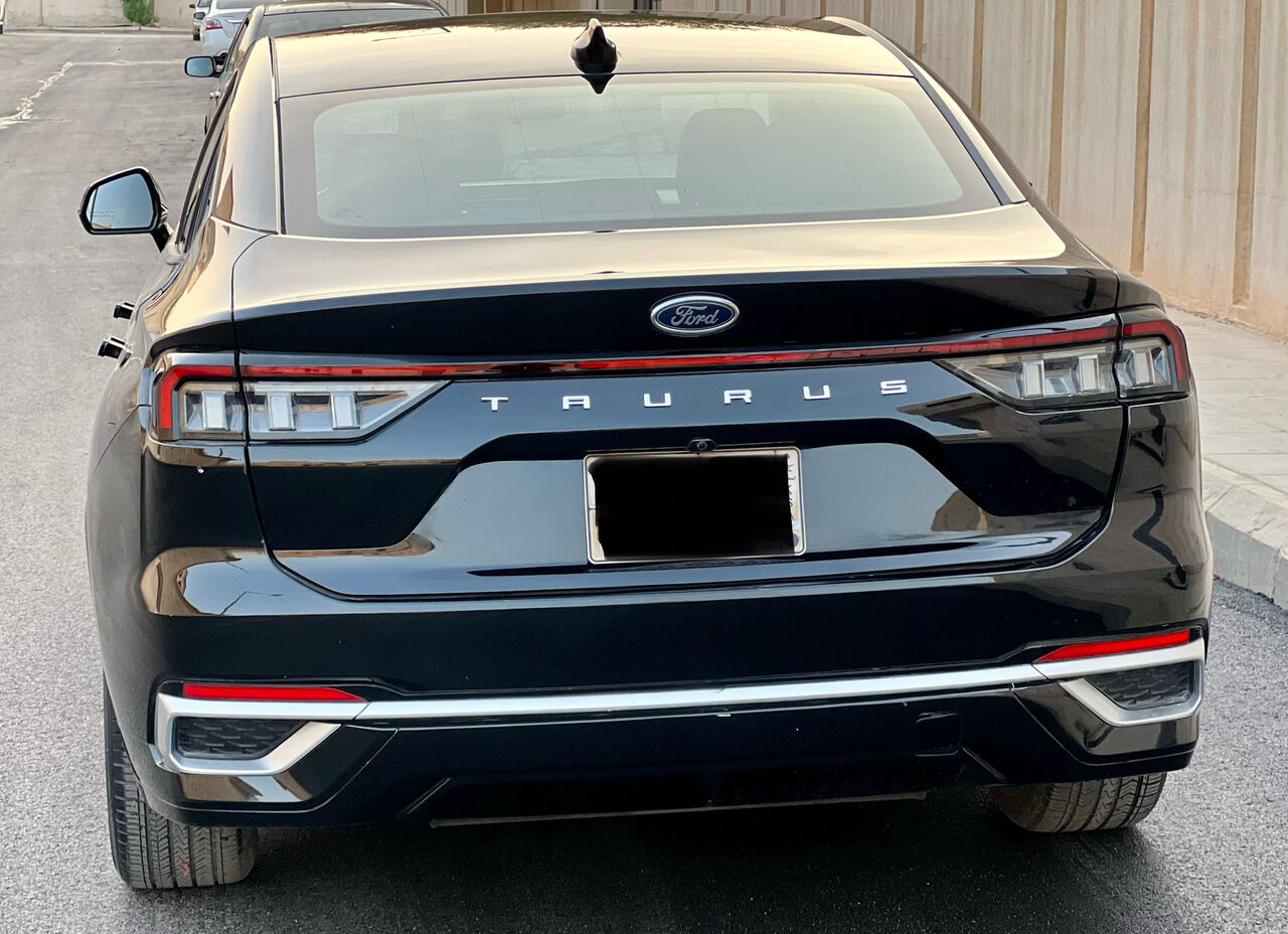 Riyadh, Vehicles, Cars & Trucks , SAR 76000,  Ford Taurus,  2023,  Automatic,  226 KM,   Full Option   2.0 L 4 Cylinder All Original Condition