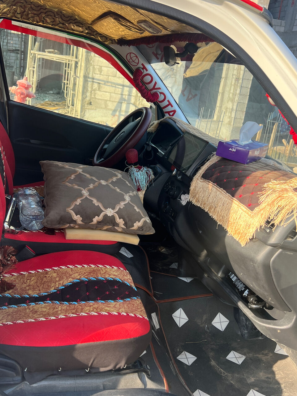 Riyadh, Labor/Moving, I Have Hiace Bus Pickup & Drop