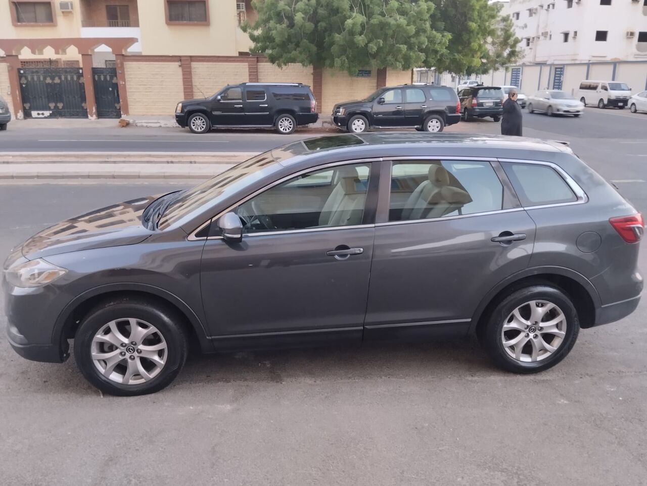 Jeddah, Vehicles, Cars & Trucks , SAR 32000,  Mazda CX-9,  2014,  Automatic,  263000 KM,  Mazda CX9