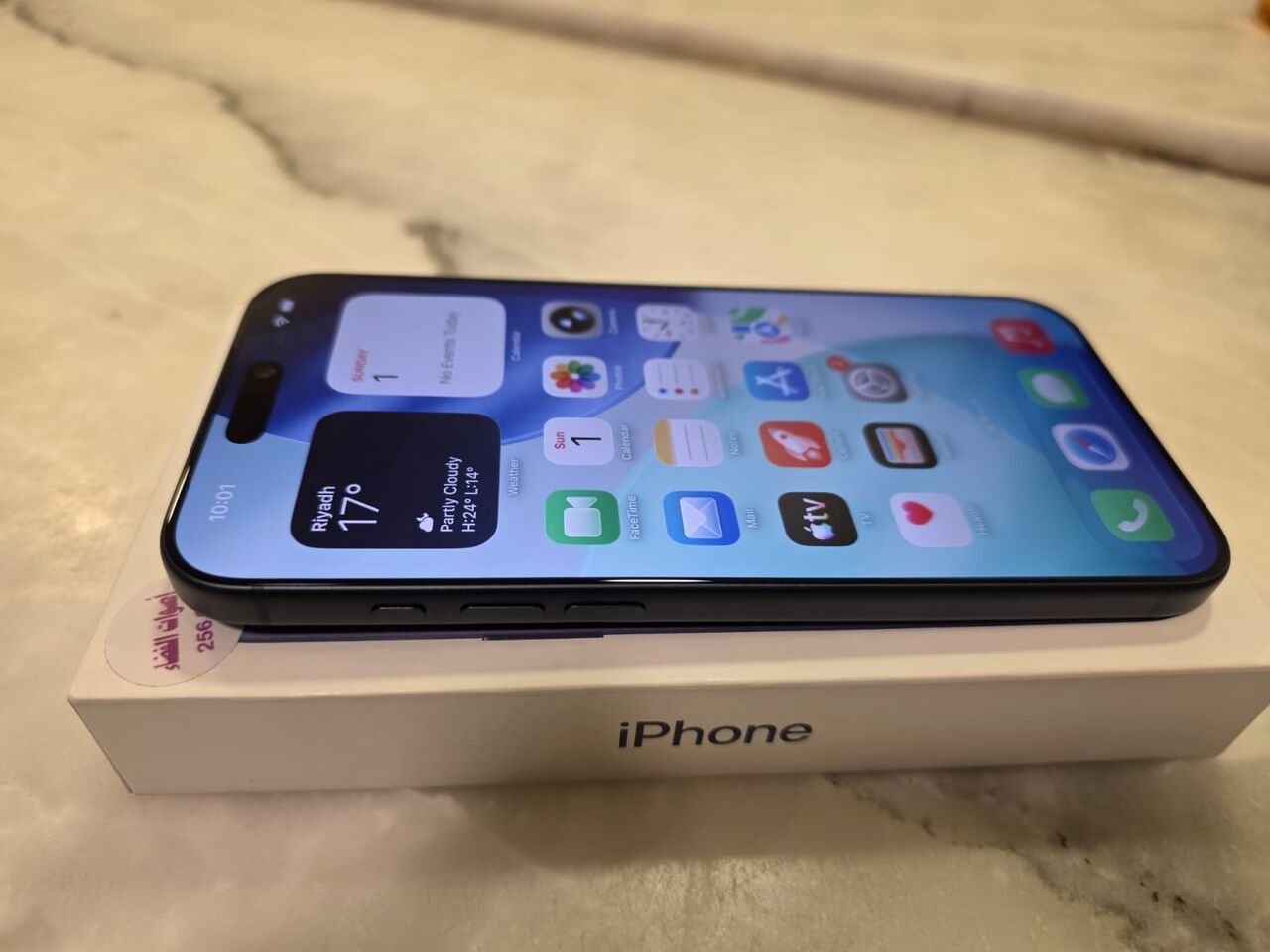 Al Sulaymaniyyah, Mobile Phones, SAR 4300,  Apple IPhone 17 Pro Max 256GB Deep Blue