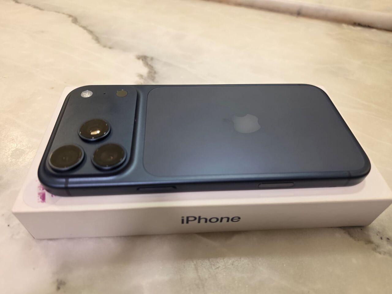 Al Sulaymaniyyah, Mobile Phones, SAR 4300,  Apple IPhone 17 Pro Max 256GB Deep Blue