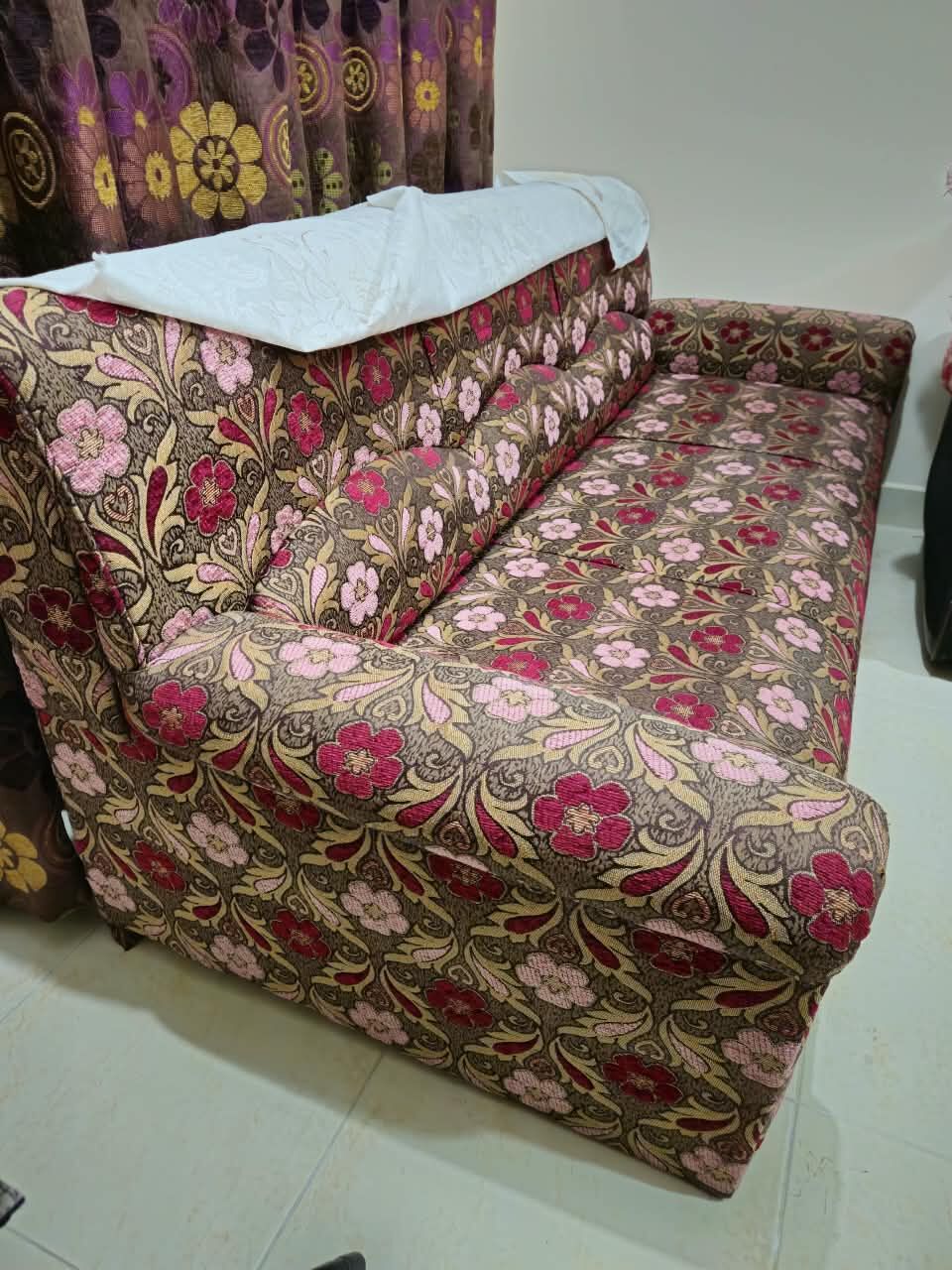 Dhahran, Furniture, SAR 200,  Large Sofa 3 Seater