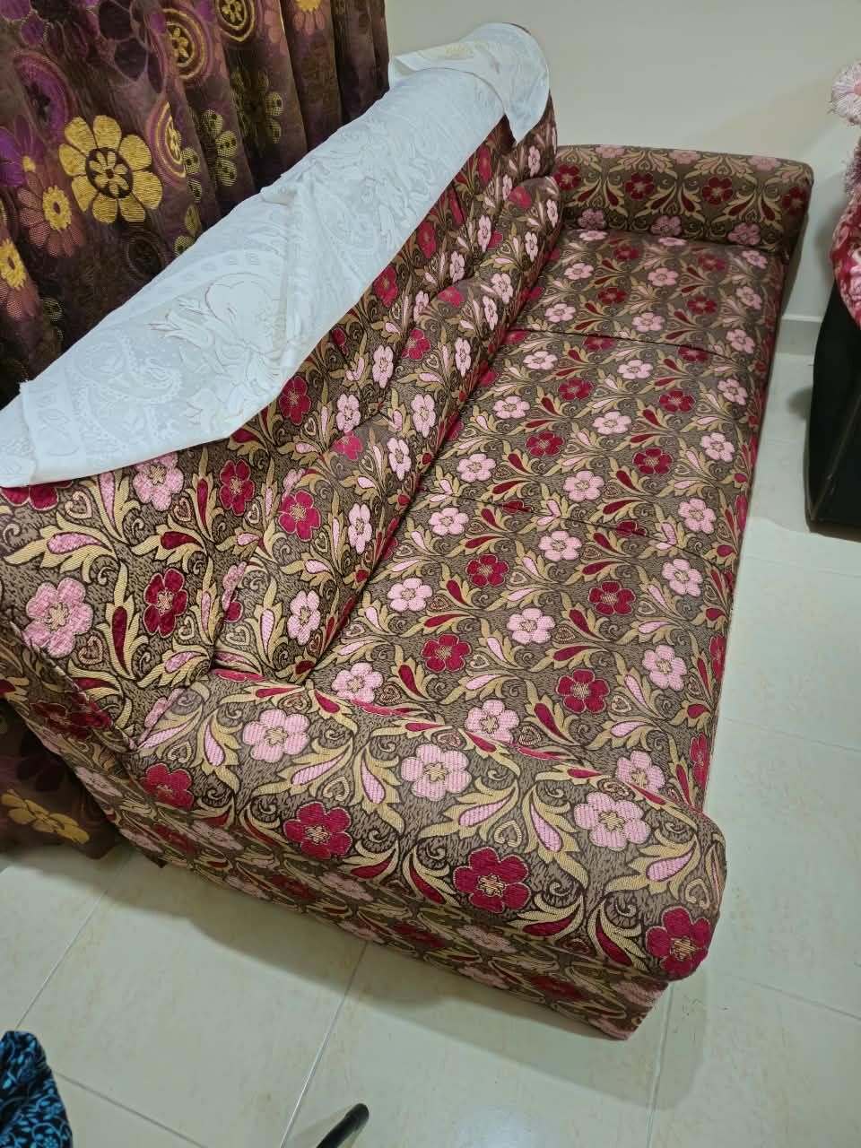 Dhahran, Furniture, SAR 200,  Large Sofa 3 Seater