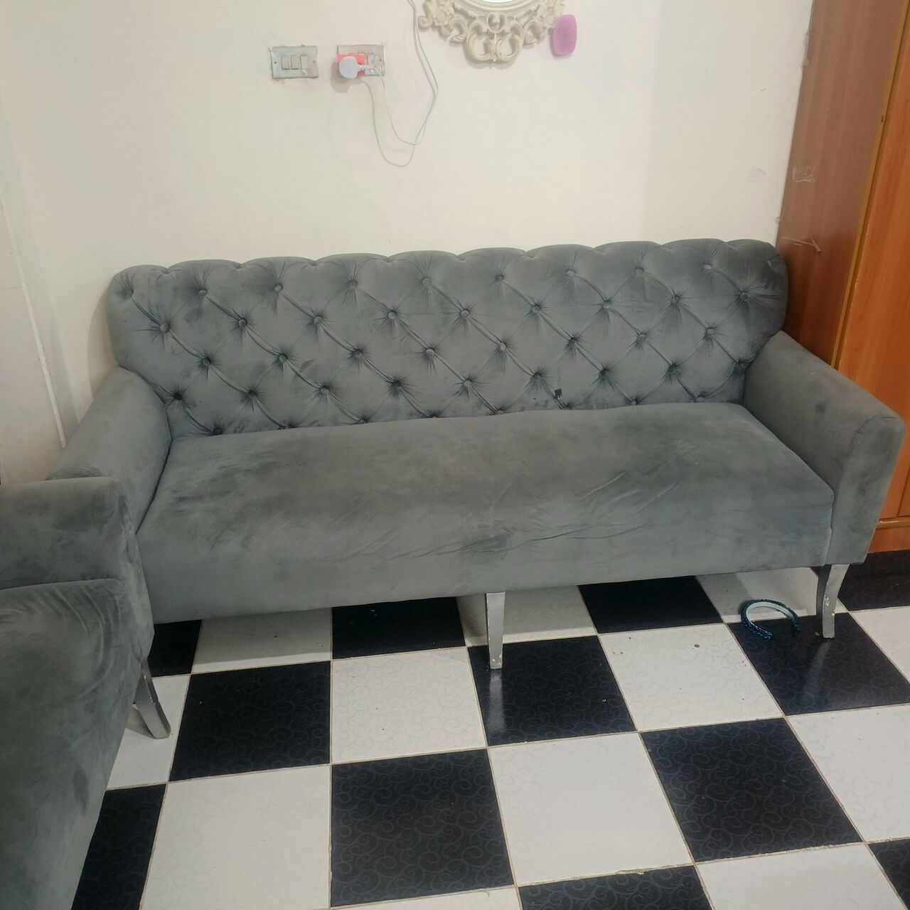Jeddah, Furniture, SAR 400,  3-Piece Sofa Set For Sale &ndash; Urgent!  Almost New, Used For Only A Few Months.